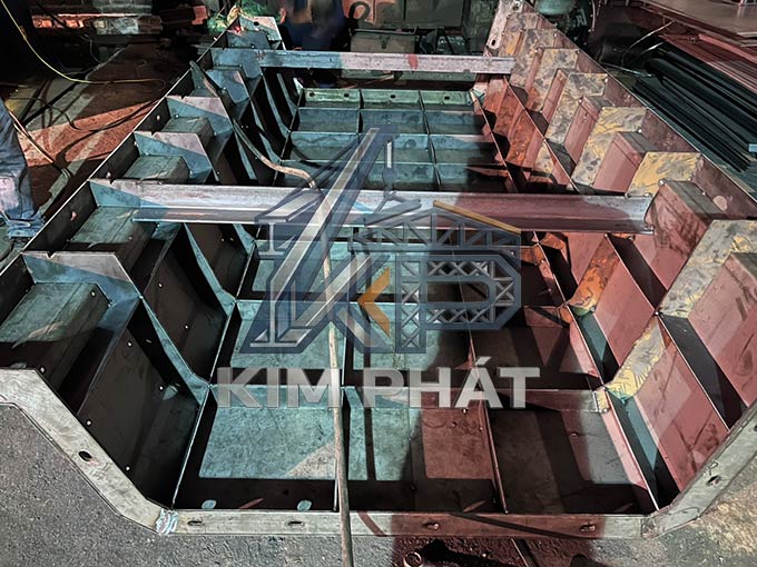gia công ván khuôn tại xưởng 2